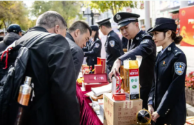 警护食安 共筑健康防线——冰城公安食品安全宣传周活动进行时